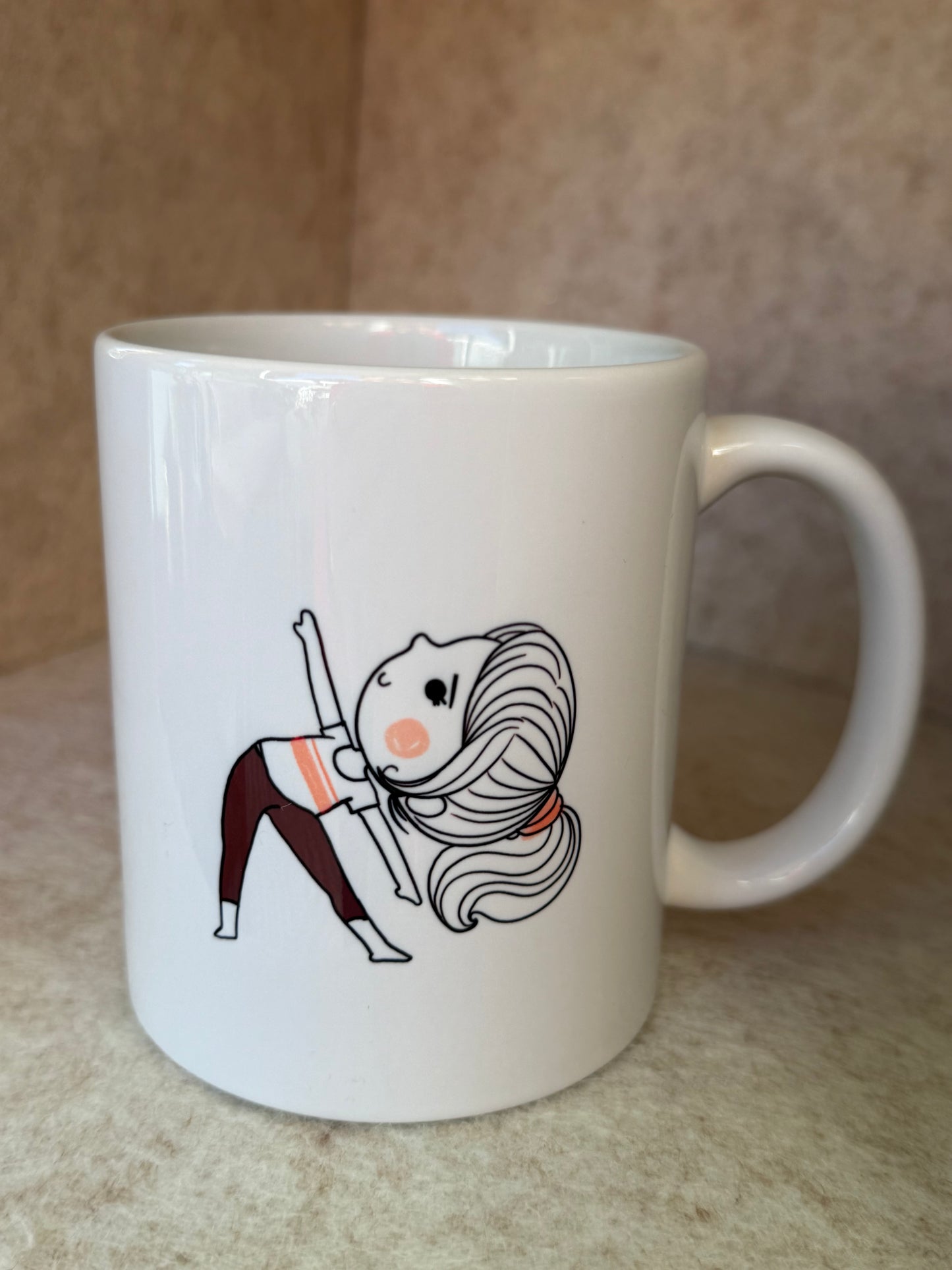 Yoga-Tasse „Namasté“ mit Dreieck-Pose