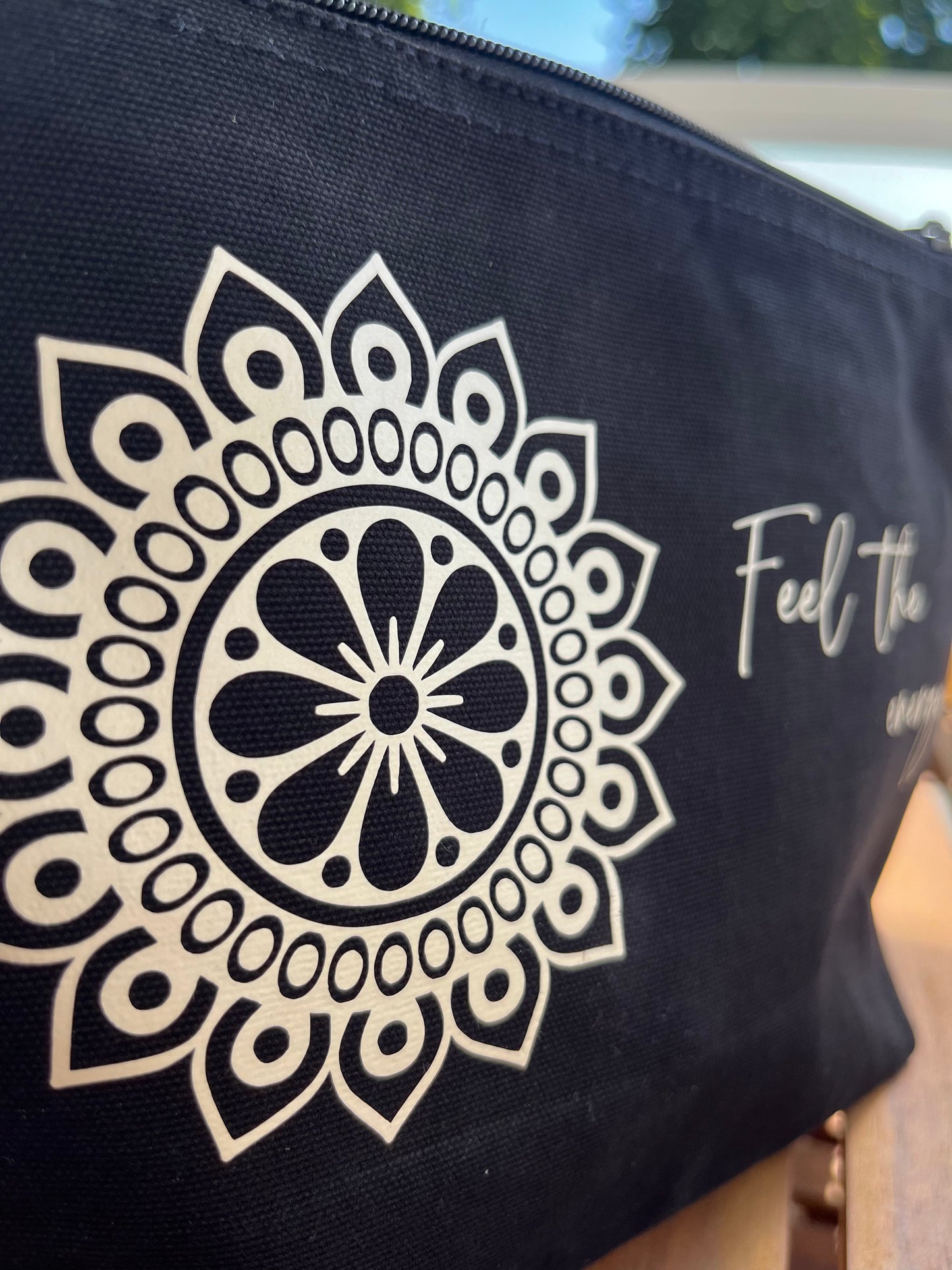Kosmetiktasche "Feel the energy" mit Reißverschluss