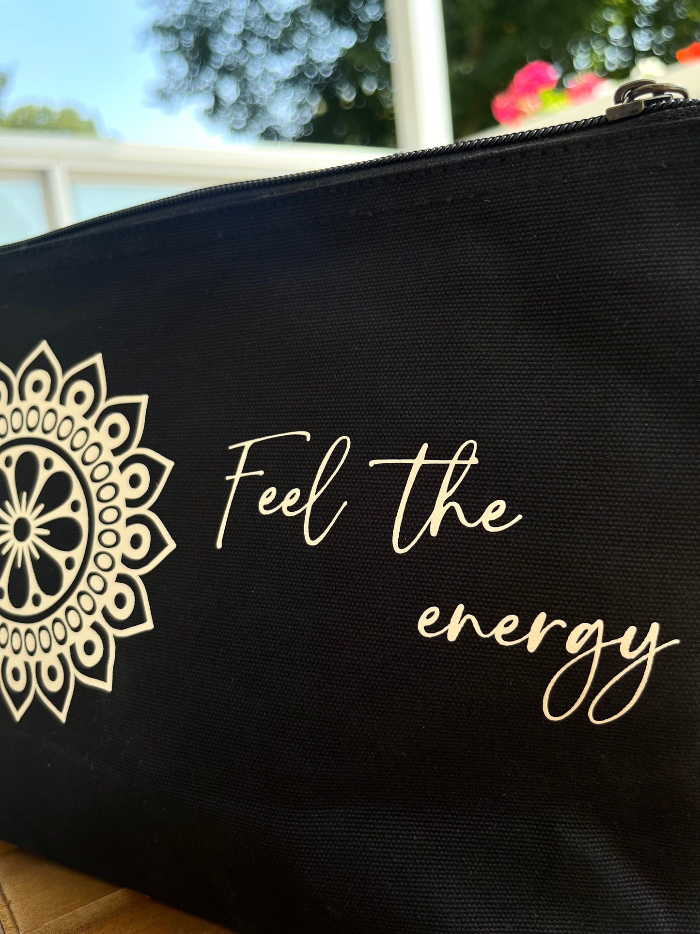 Kosmetiktasche "Feel the energy" mit Reißverschluss